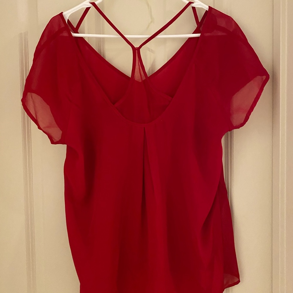 Red Top - Picture 2 of 2